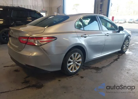 2019 Toyota Camry Le from USA, damaged, VIN 4T1B11HK4KU240662